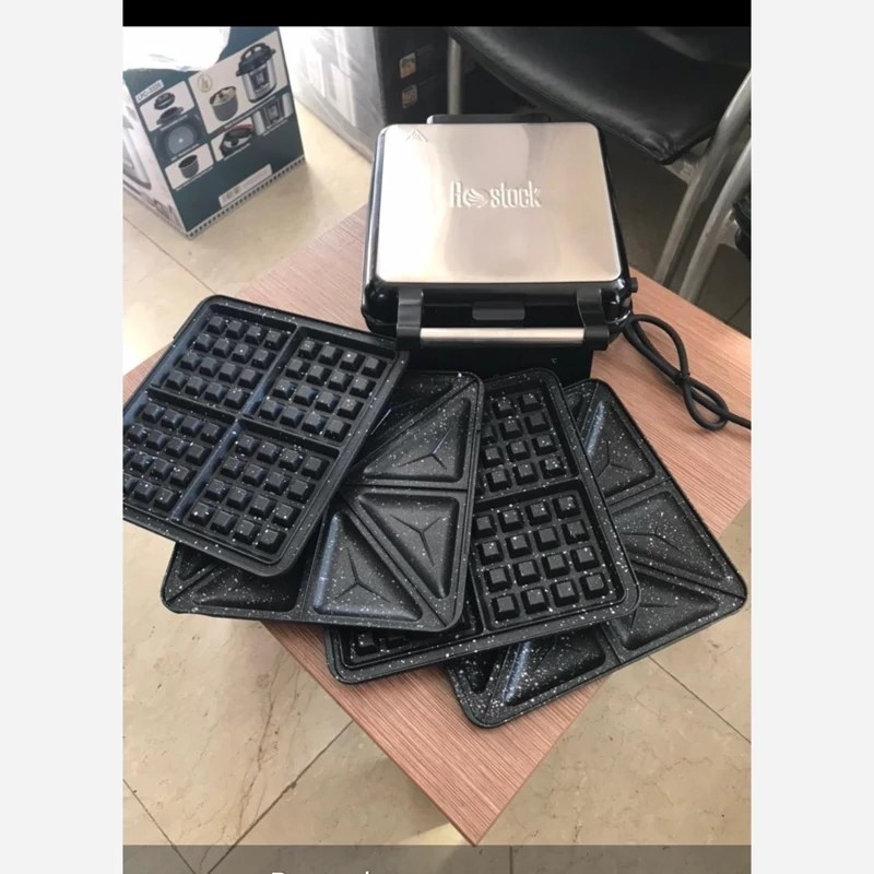 ساندویچ ساز روستوک مدل ۵۰۹۰