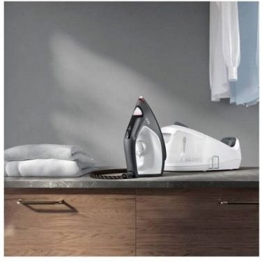 اتو مخزن دار آاگ مدل AEG ST6-1-8EG