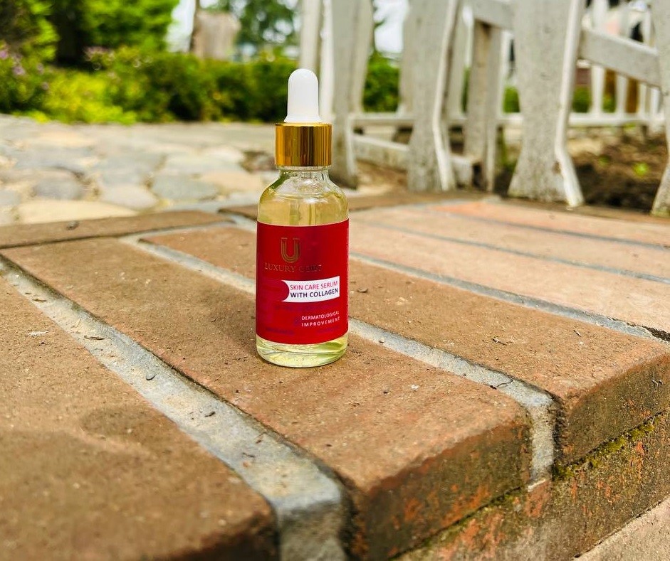 سرم لایه بردار لاکچری کوین